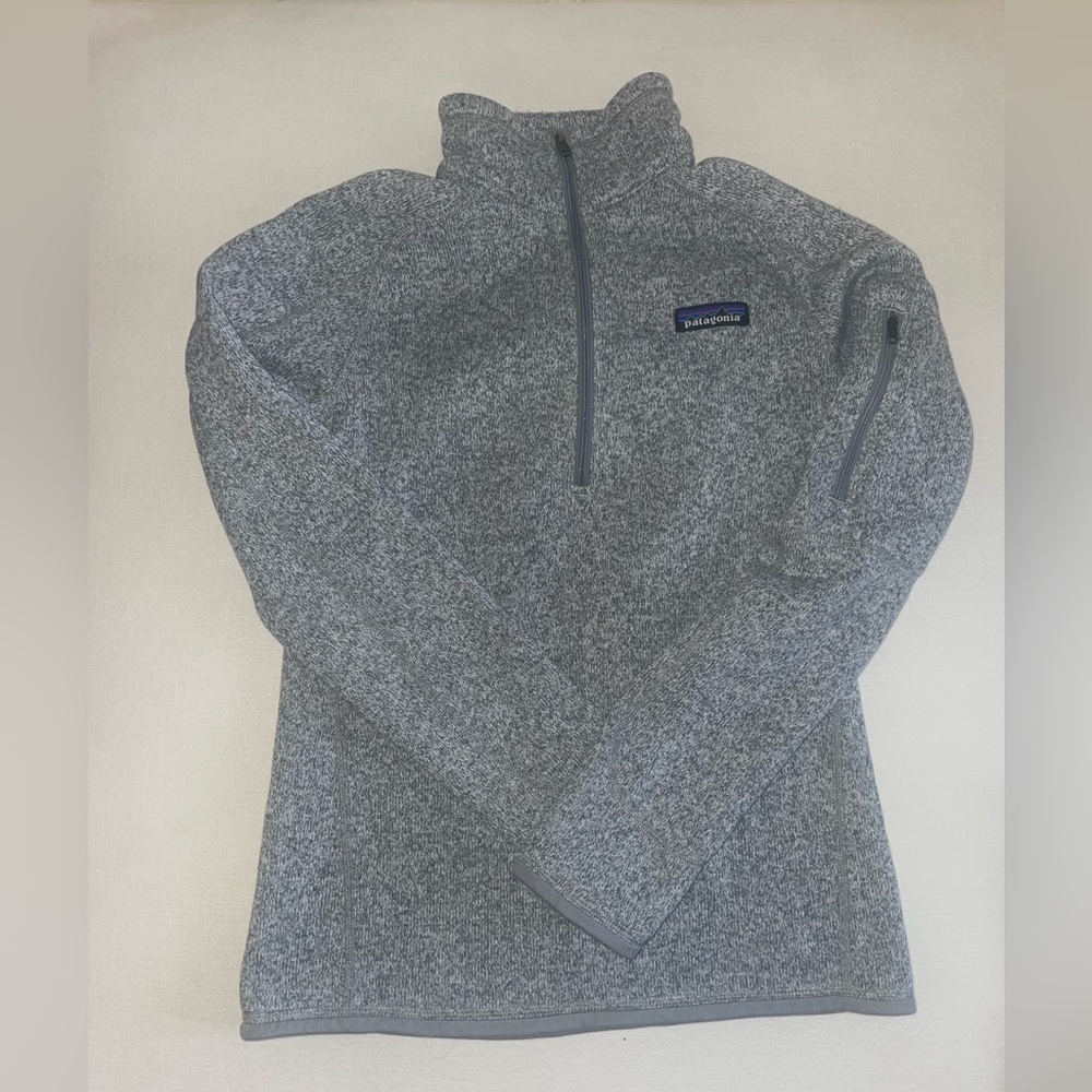 Patagonia Heathered Gray Fleece Quarterzip